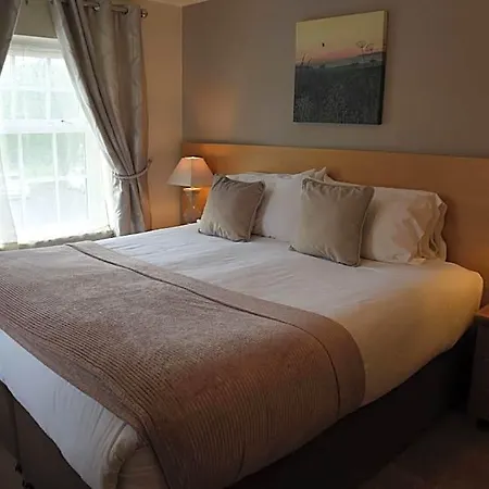 Crossways Inn-3
